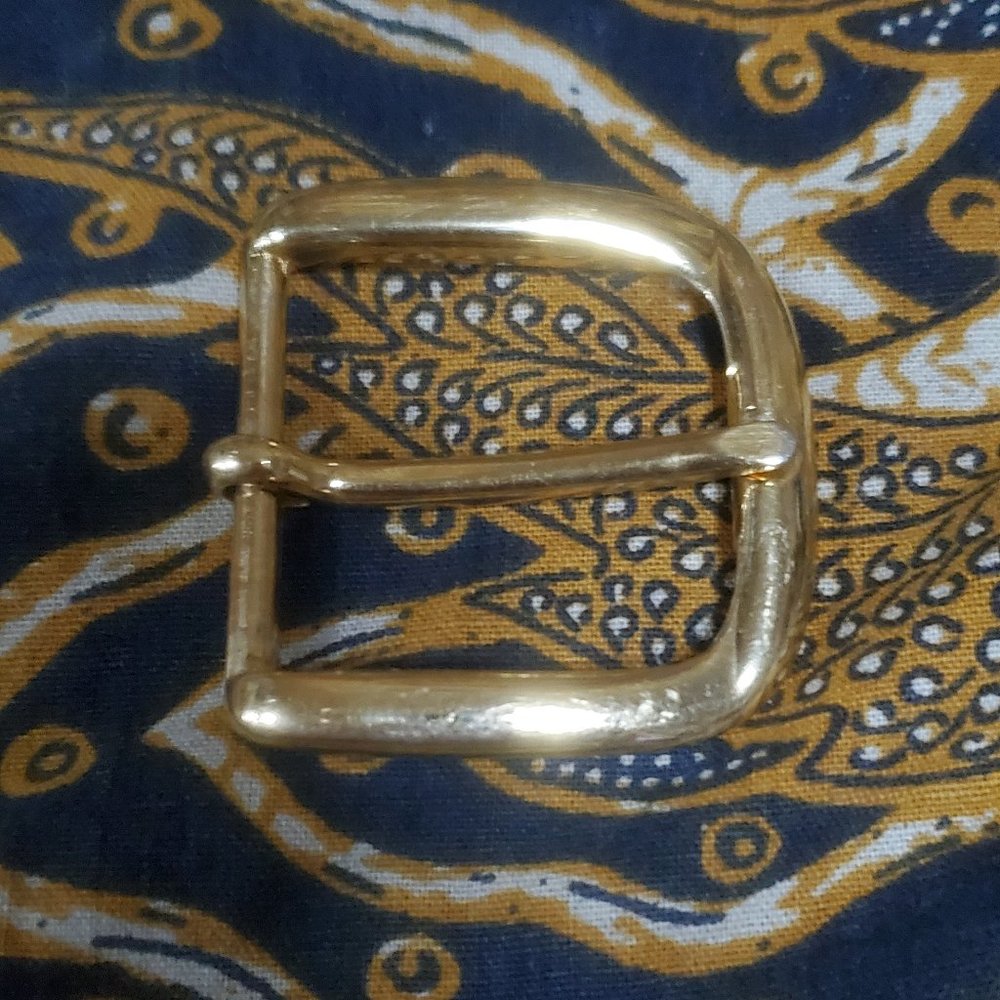 GUCCI BELT BUCKLE MADE IN ITALY